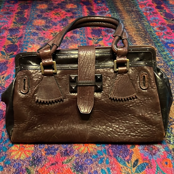 Chloe Handbags - FLASH SALE🔥🔥BEAUTIFUL AUTHENTIC VINTAGE CHLOE(W/COA)💗💗💗